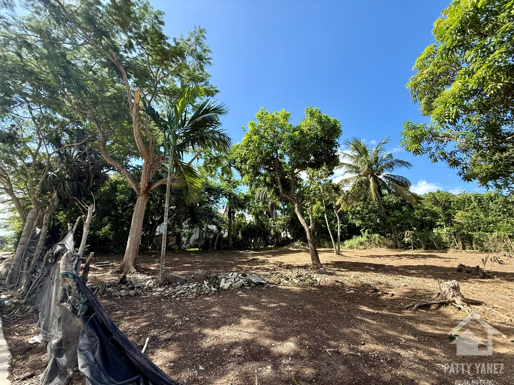 Prime Corner Lot for Sale in Playa Encuentro