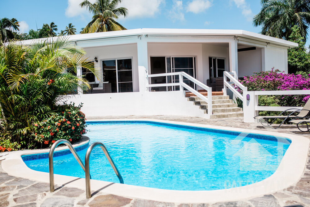 3-Bedroom Oceanview Villa in Playa Grande, Cabrera