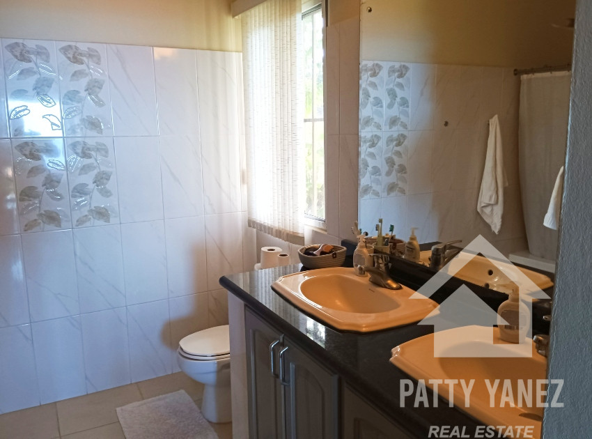 Ocean-View Estate with Separate Guest Residence in Cabrera