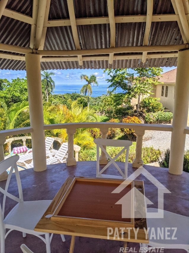Ocean-View Estate with Separate Guest Residence in Cabrera