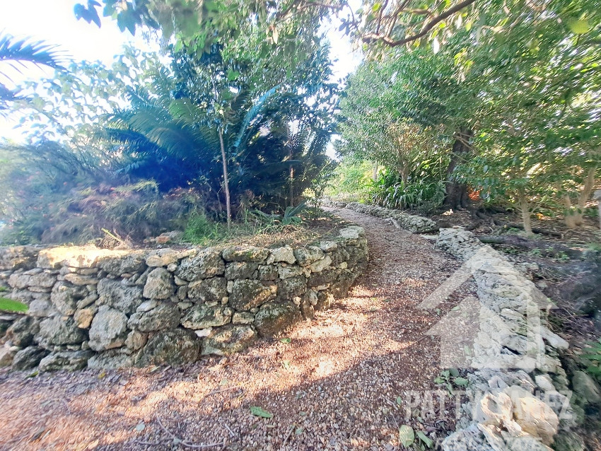 Se vende amplia casa con vista al mar en Cabrera, República Dominicana