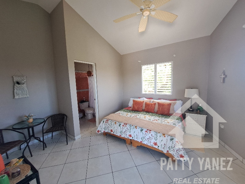 Multi-Unit House in Cabrera Hillside for Sale