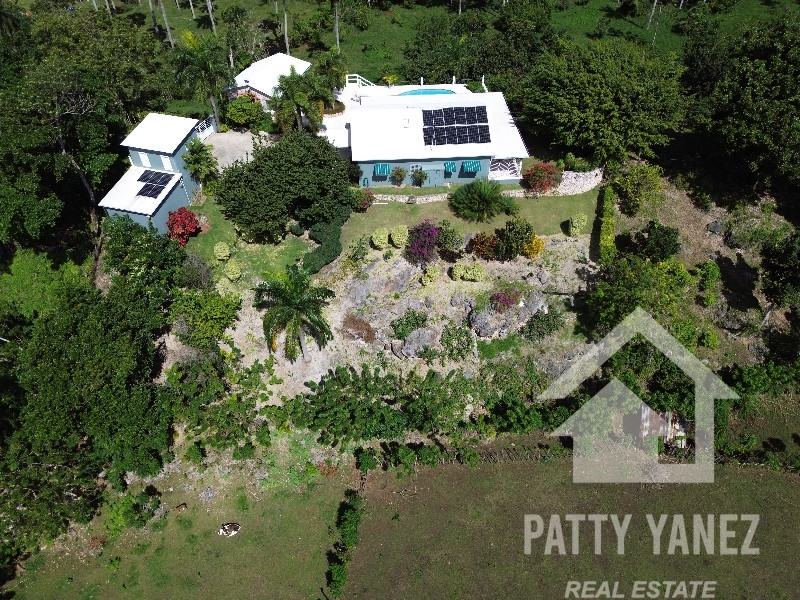 Multi-Unit House in Cabrera Hillside for Sale