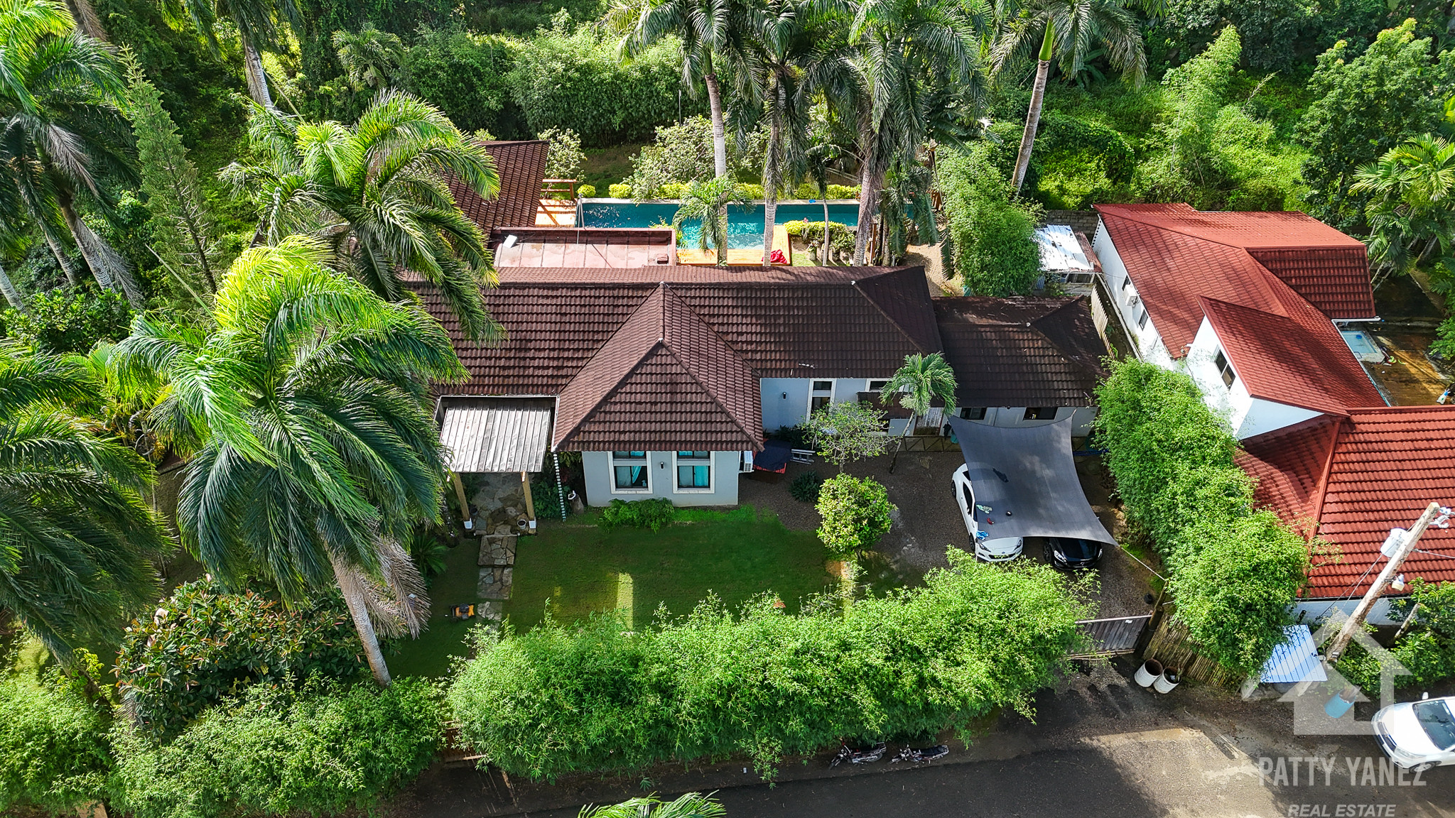 5-Bedroom Villa in a Gated Community by Ocean in Cabarete