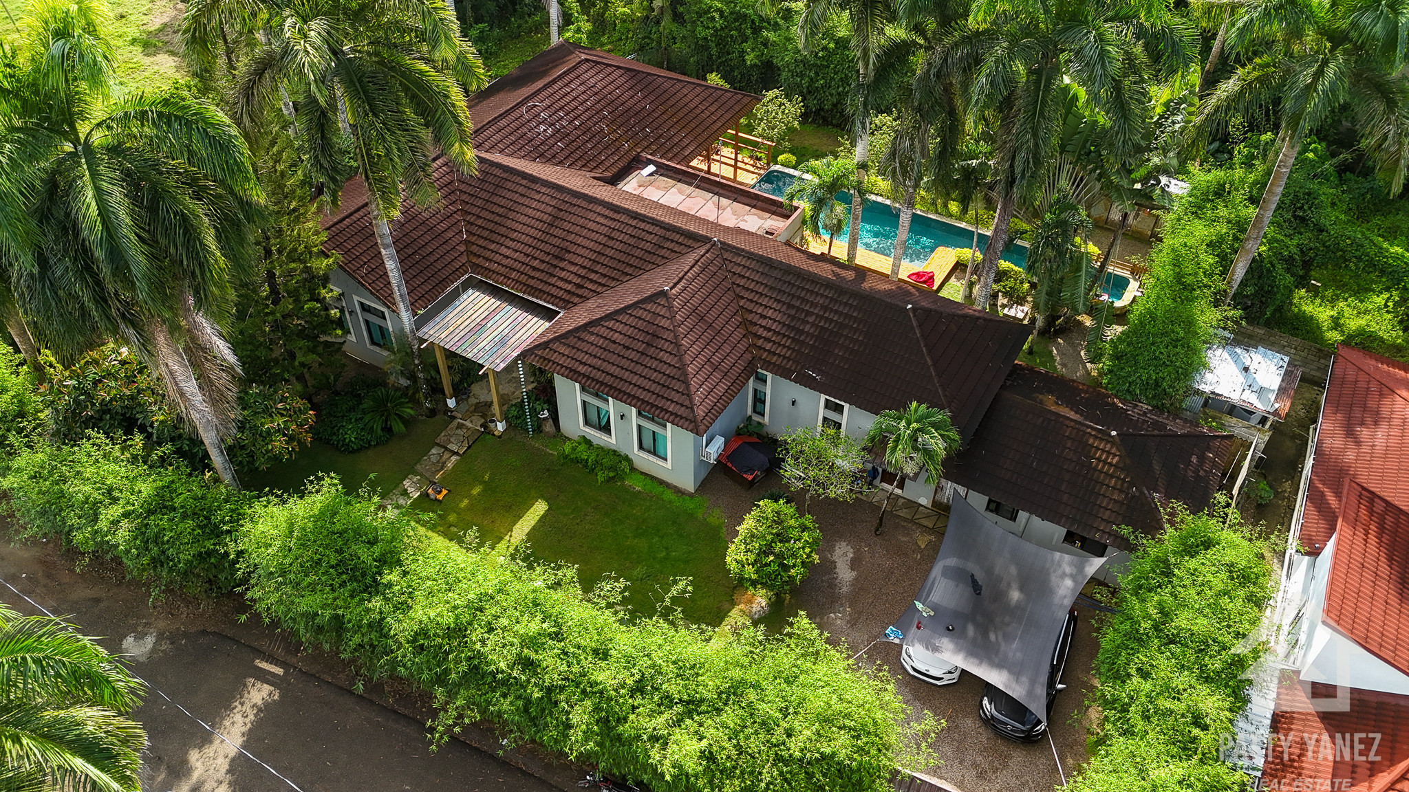 5-Bedroom Villa in a Gated Community by Ocean in Cabarete