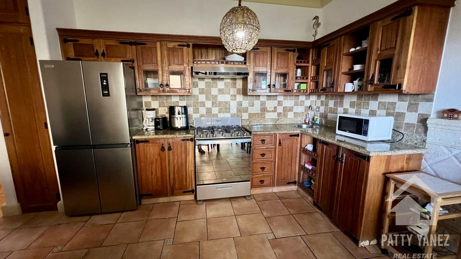 Oceanfront Condo with Sea Views in a Gated Community – Ideal for Living or Investment