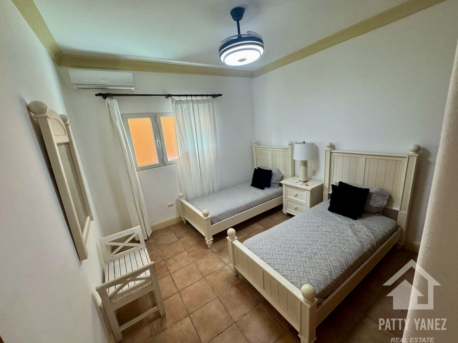 Oceanfront Condo with Sea Views in a Gated Community – Ideal for Living or Investment