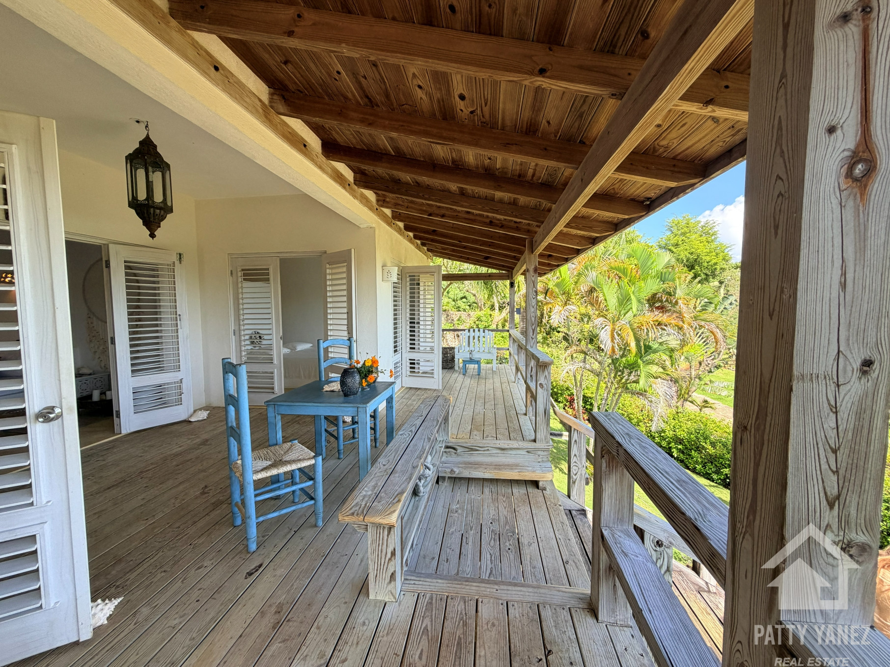 Panoramic Ocean View Villa with Guesthouse in Cabrera – Walk to the Beach