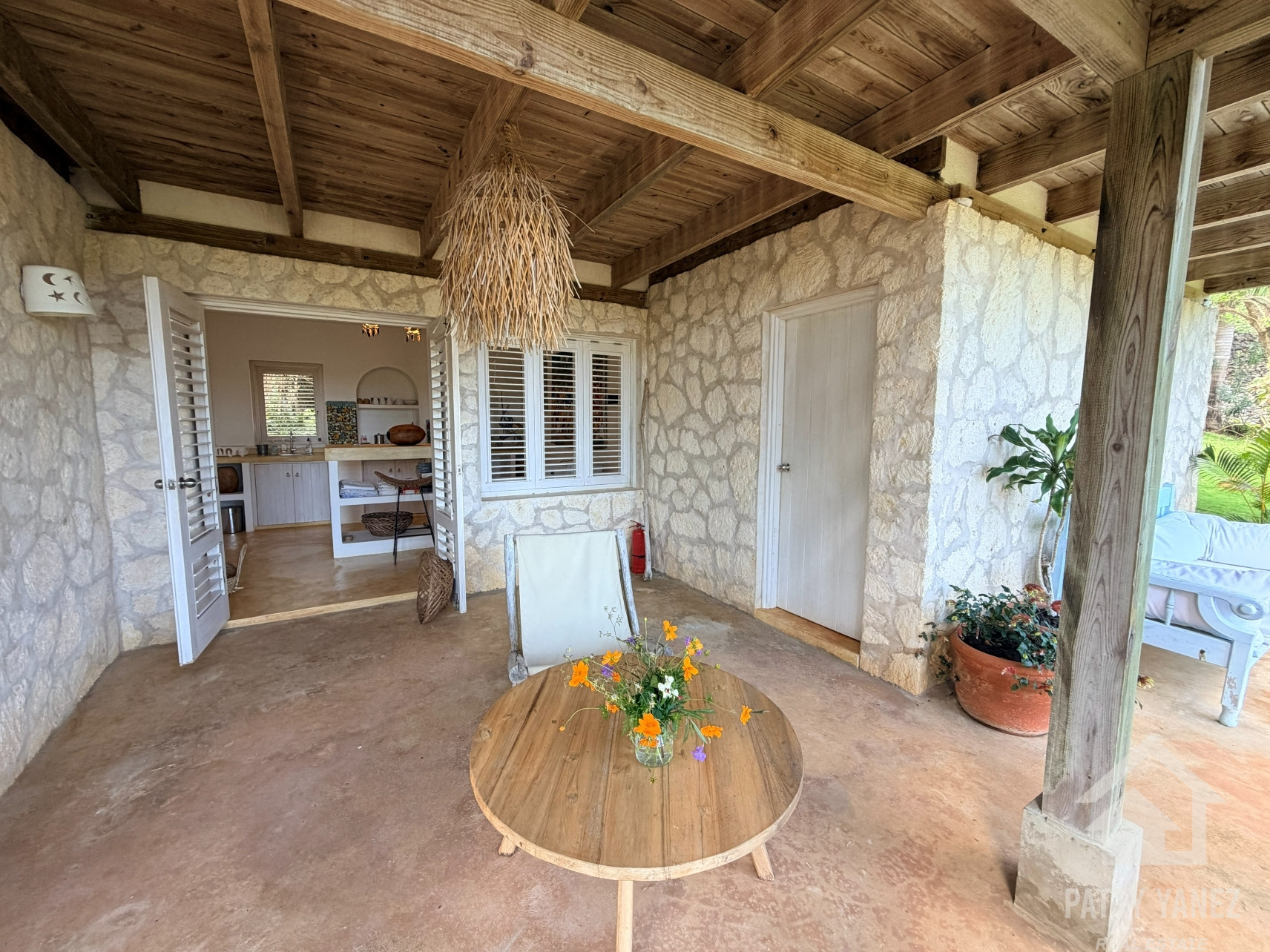 Panoramic Ocean View Villa with Guesthouse in Cabrera – Walk to the Beach