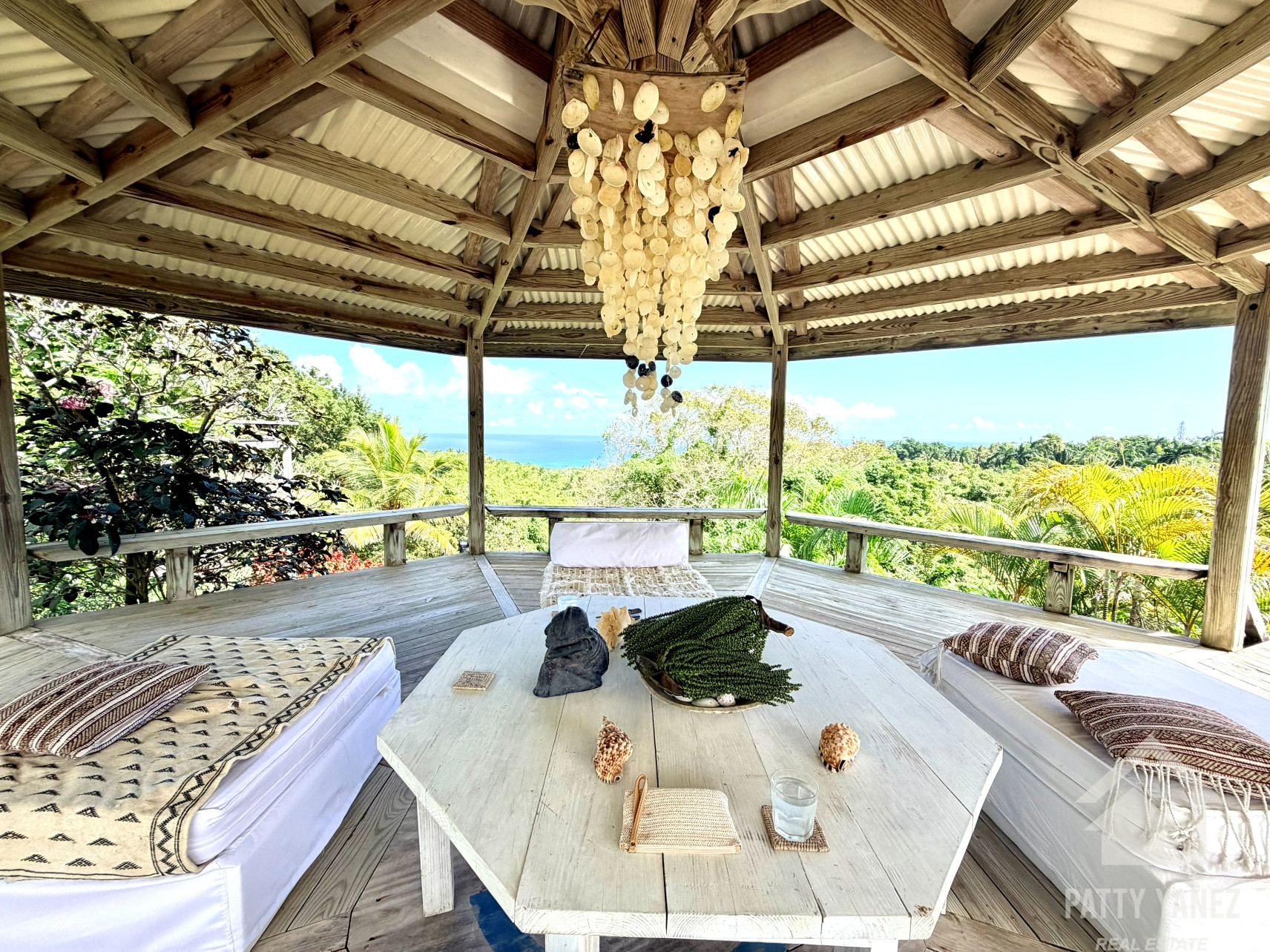 Panoramic Ocean View Villa with Guesthouse in Cabrera – Walk to the Beach
