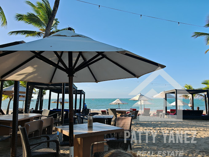Departamento contemporáneo de 2 habitaciones cerca de la playa de Encuentro con servicios de resort