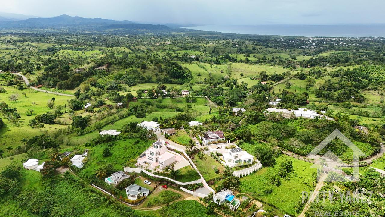 2-Bedroom Villa in Rio San Juan with Scenic View