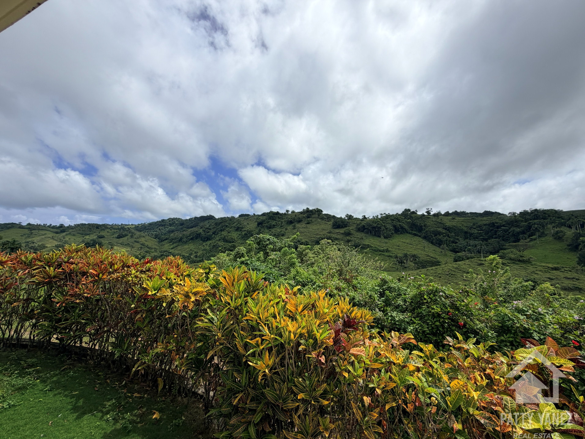 2-Bedroom Villa in Rio San Juan with Scenic View