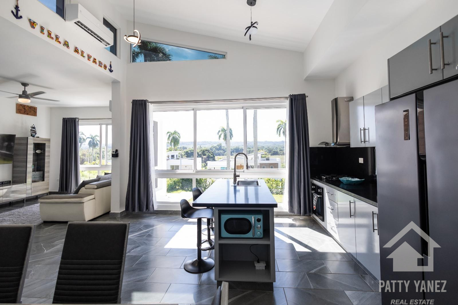 Villa Moderna en Playa Encuentro, Cabarete