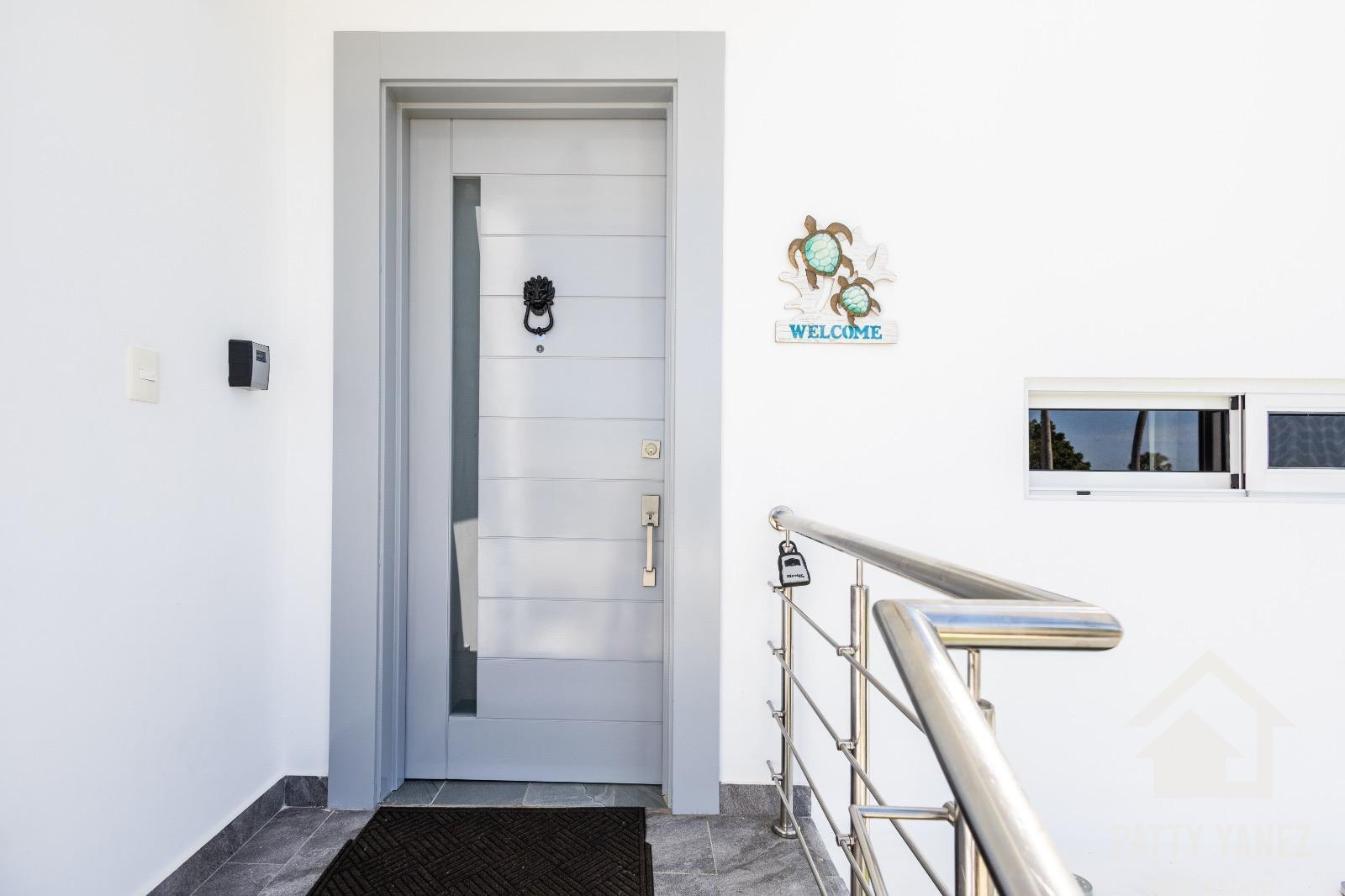 Villa Moderna en Playa Encuentro, Cabarete