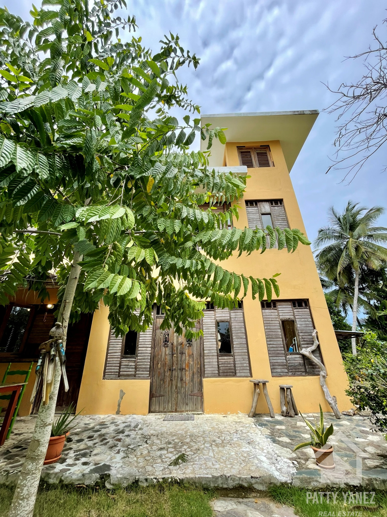 Villa de 2 dormitorios con casas de huéspedes en Playa Encuentro, Cabarete