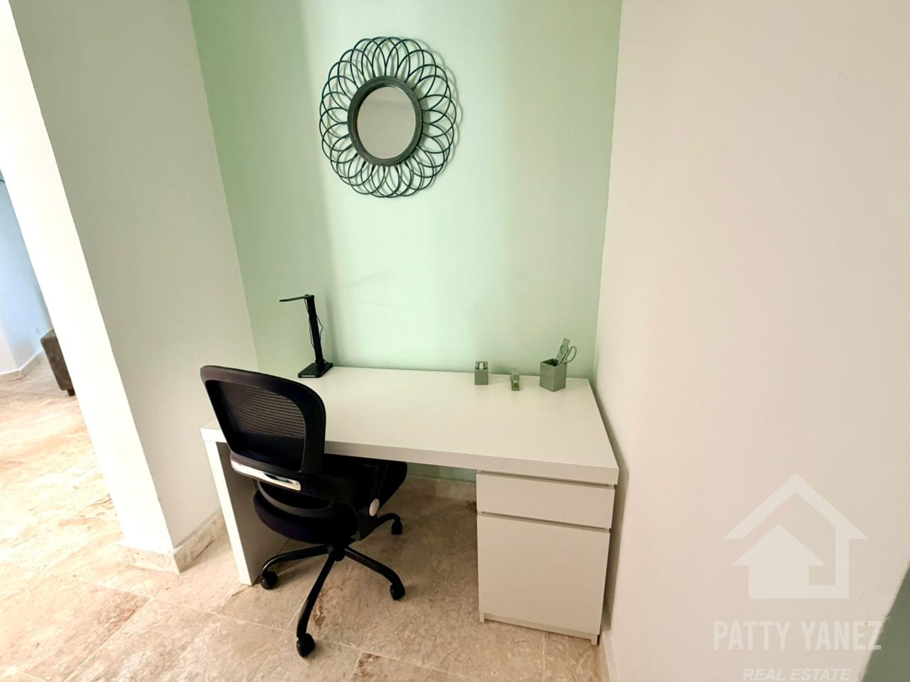 Condominio de 2 habitaciones con vista al mar en venta en Playa Encuentro