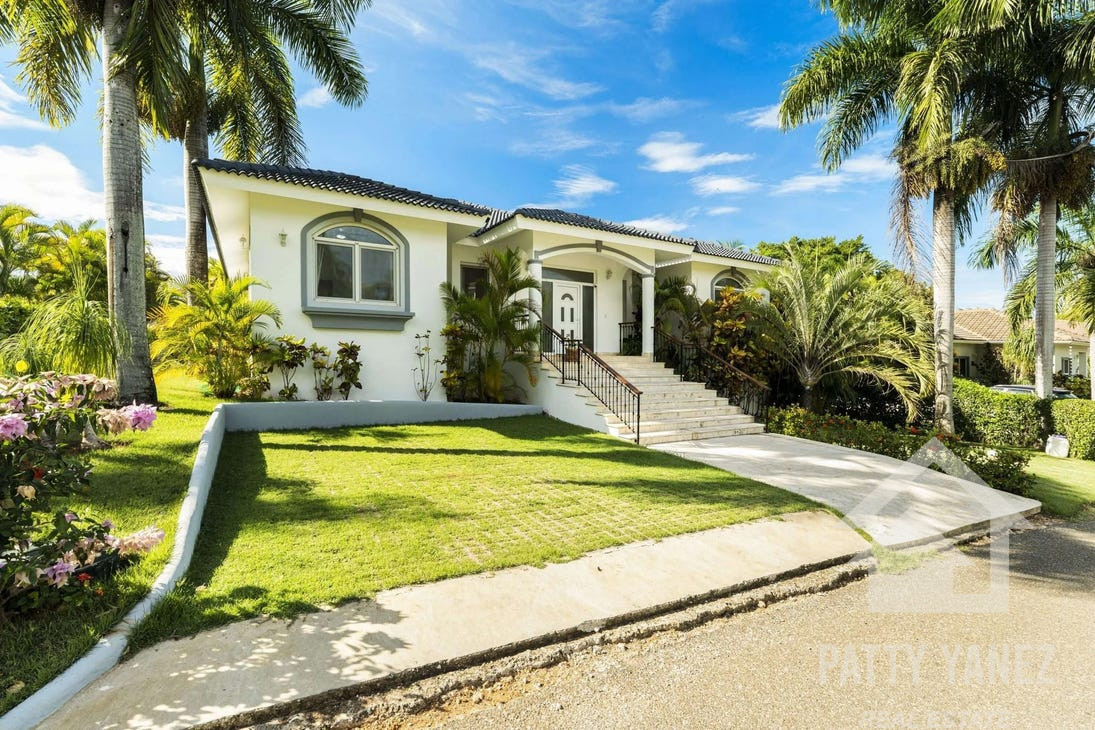 4-Bedroom Villa in Gated Sosúa Community