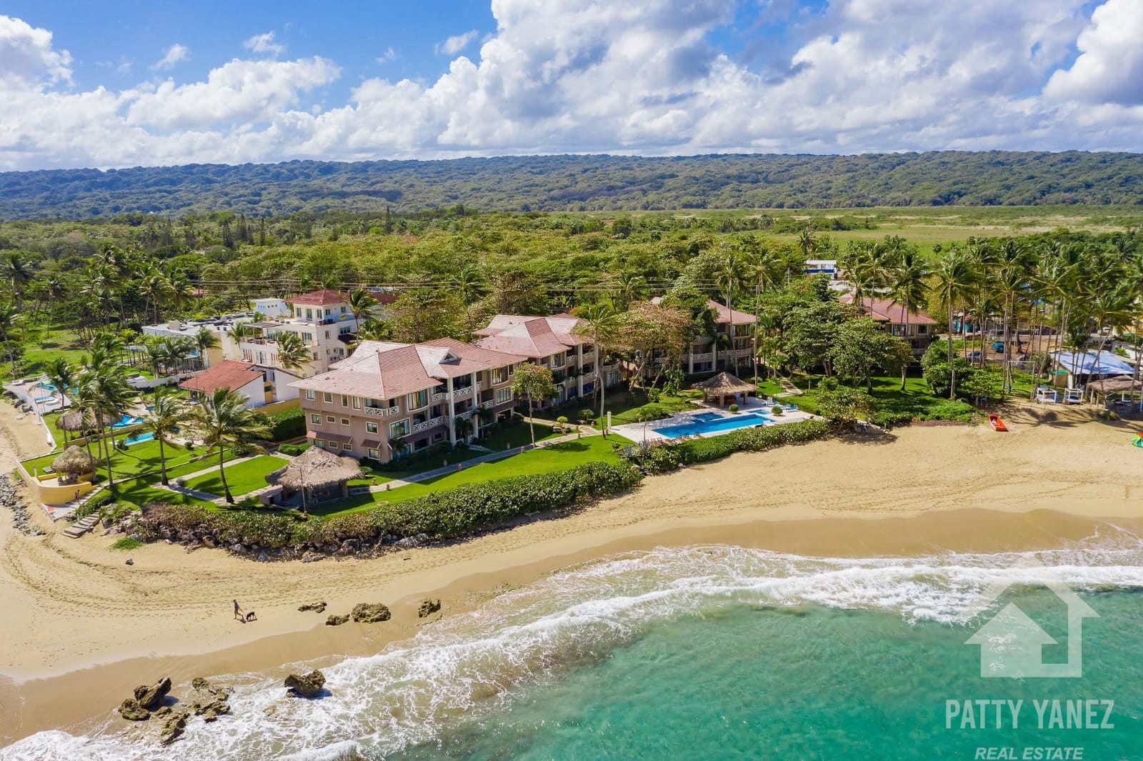 Se vende departamento de 2 habitaciones frente al mar en Kite Beach, Cabarete (15) Lujoso departamento frente al mar en Kite Beach: 2 dormitorios y amplia terraza