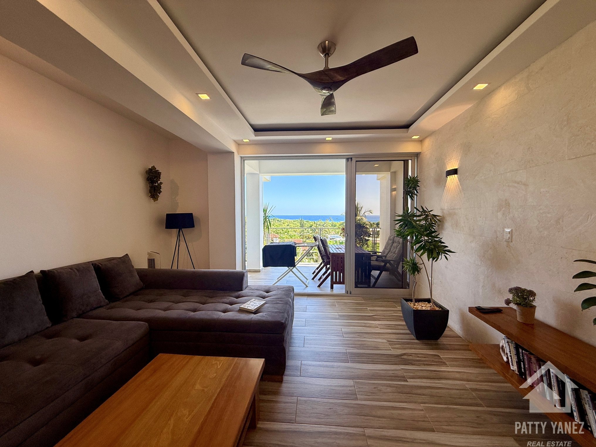 Ático de 3 dormitorios con azotea en venta en Playa Encuentro (17) Ático con vistas panorámicas al mar y a la montaña en Playa Encuentro