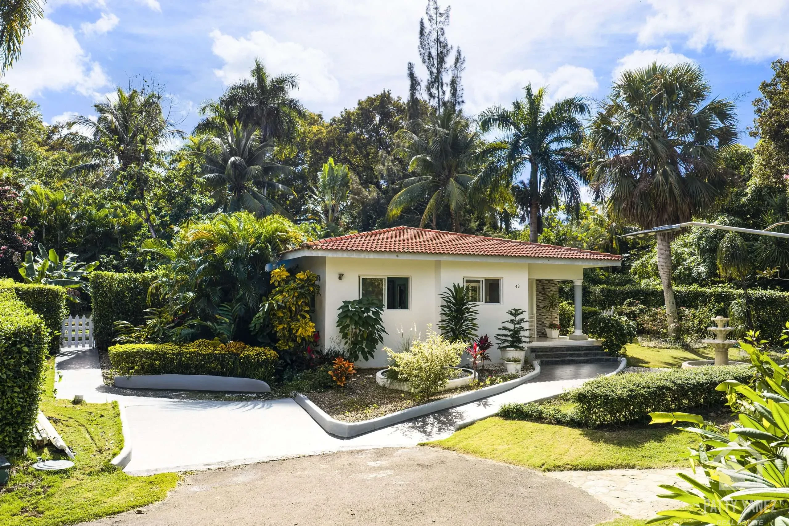 Move-In Ready 2-Bedroom Villa with Pool in Gated Community
