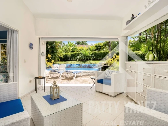 Una vida relajada en la isla en una preciosa villa amueblada