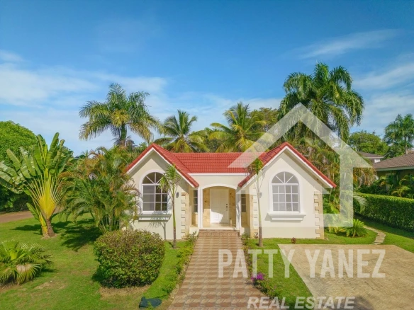 Bright 3-Bedroom Villa in a Well-Located, Quiet Gated Community
