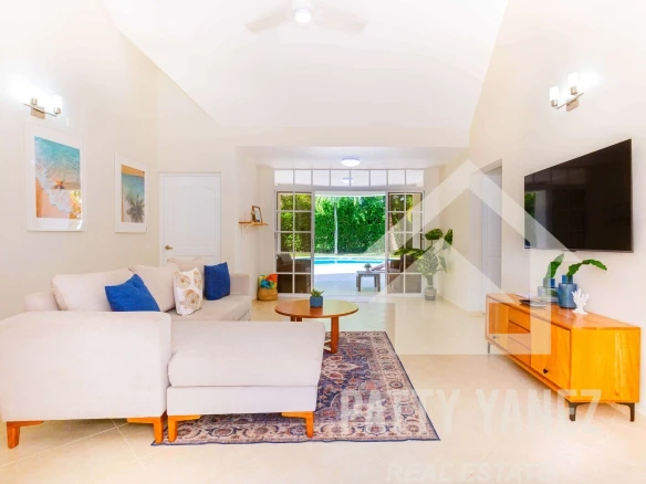 Bright 3-Bedroom Villa in a Well-Located, Quiet Gated Community