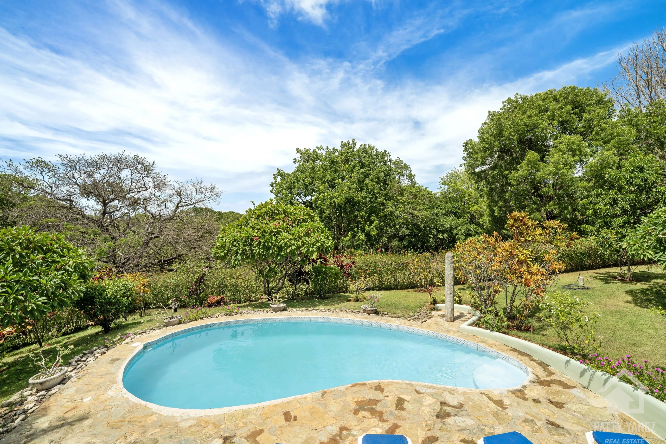 4-Bedroom Villa Gated Community Near Beaches in Sosúa