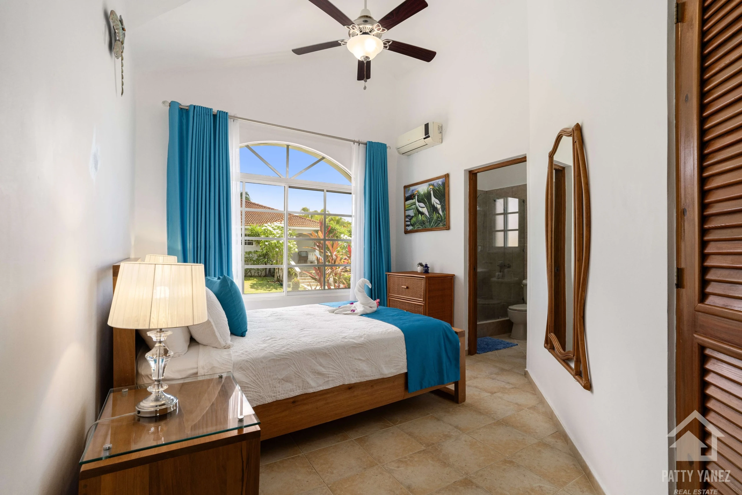 4-Bedroom Villa Gated Community Near Beaches in Sosúa