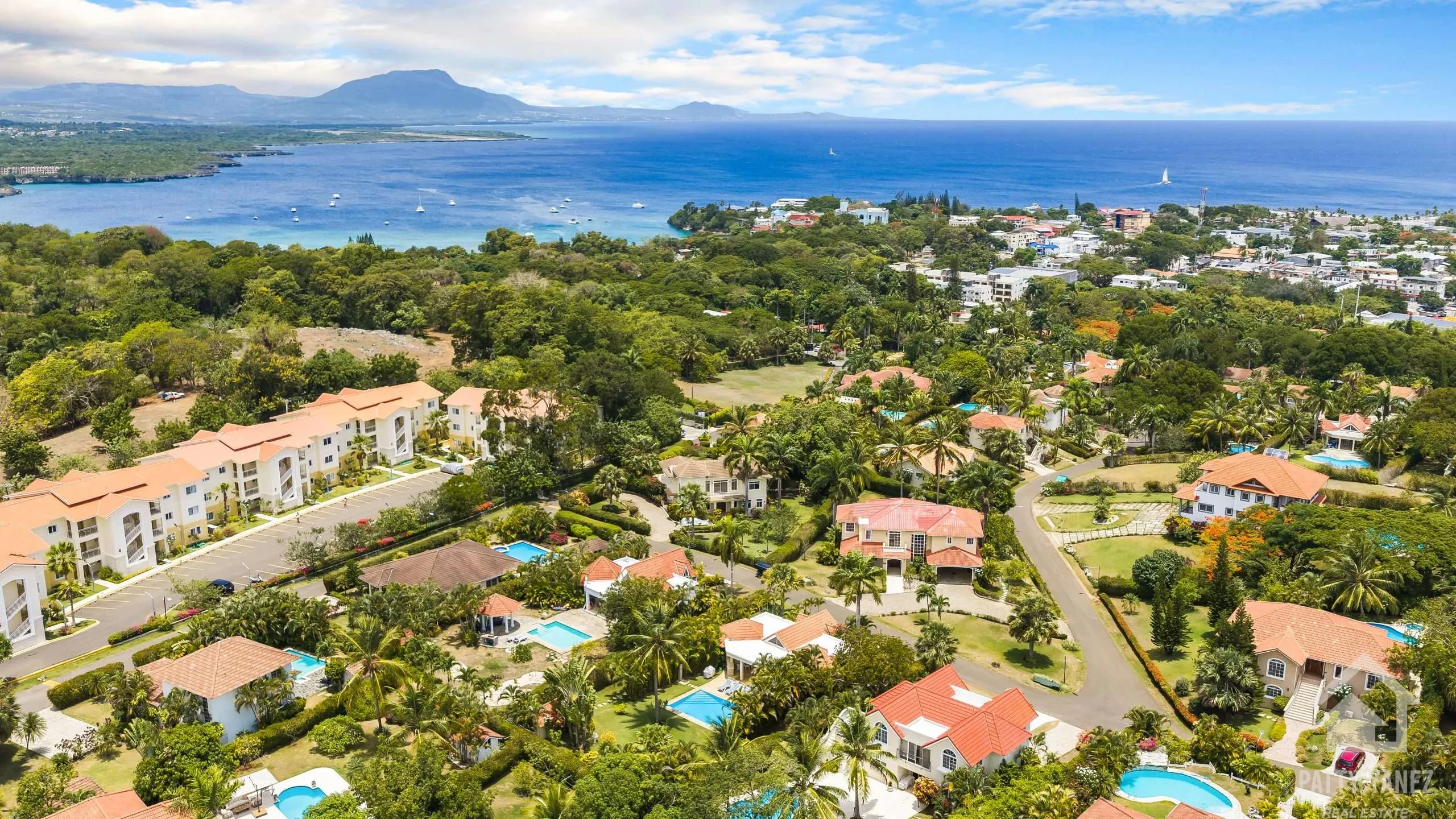Bright 3-Bedroom Villa in a Well-Located, Quiet Gated Community
