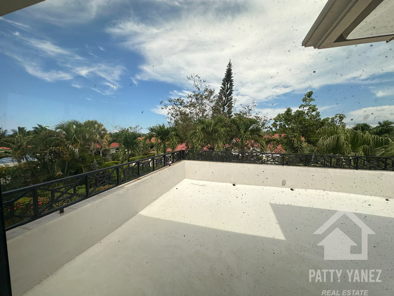Villa amueblada de 3 dormitorios con piscina privada cerca de las playas de Sosúa