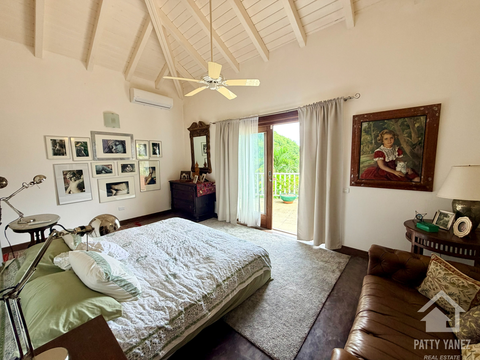 5-Bedroom Villa in Las Terrenas, Samaná with Panoramic View