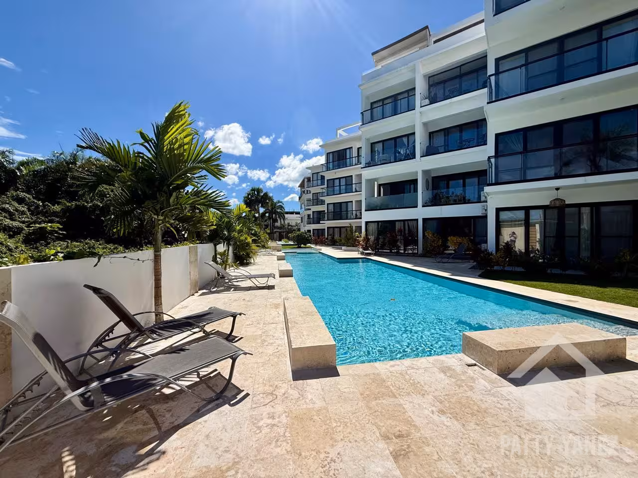 2-Bedroom Condo with Ocean View in Playa Encuentro