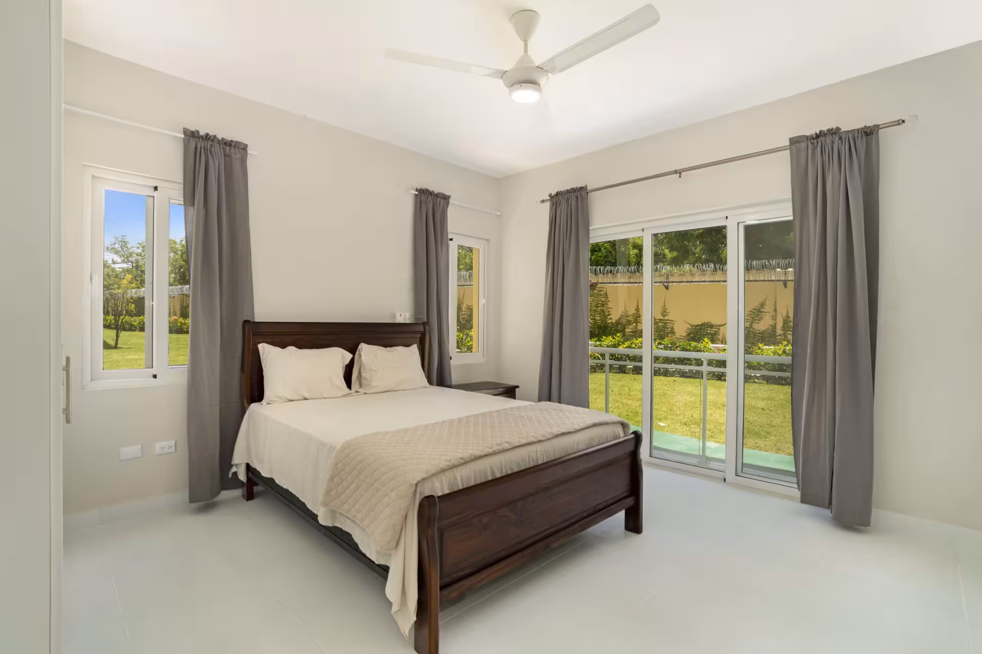 Departamento de 2 recámaras en venta en un complejo residencial de Sosúa, con terraza y piscina