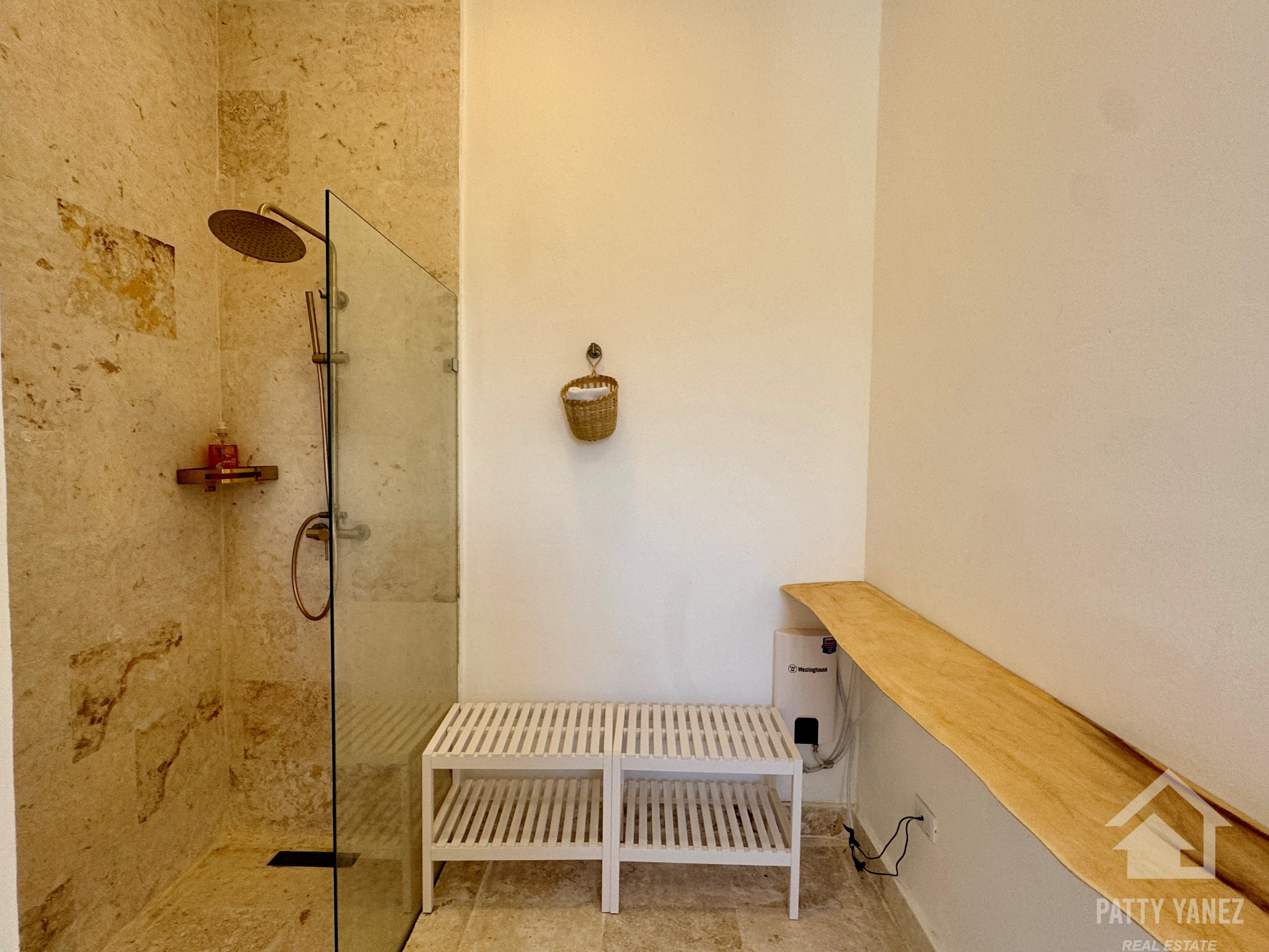 2-Bedroom Condo with Ocean View in Playa Encuentro