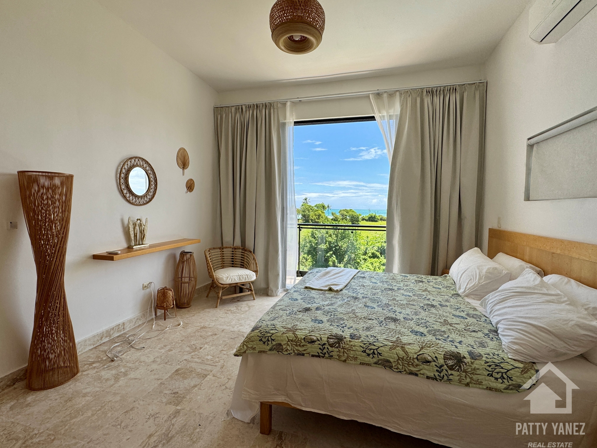 2-Bedroom Condo with Ocean View in Playa Encuentro