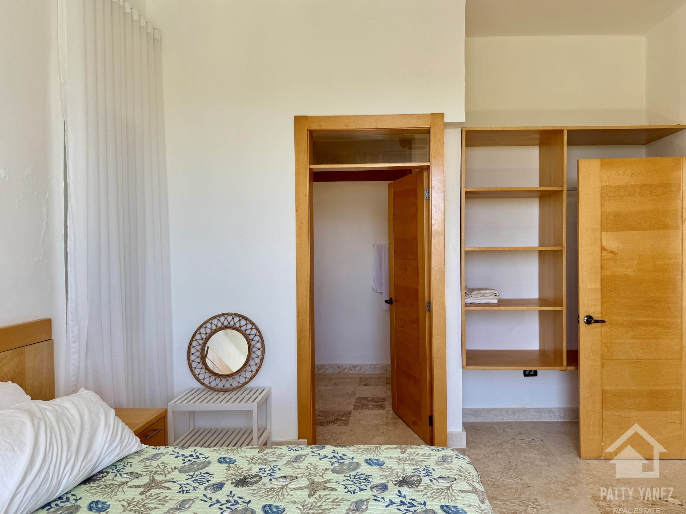 2-Bedroom Condo with Ocean View in Playa Encuentro