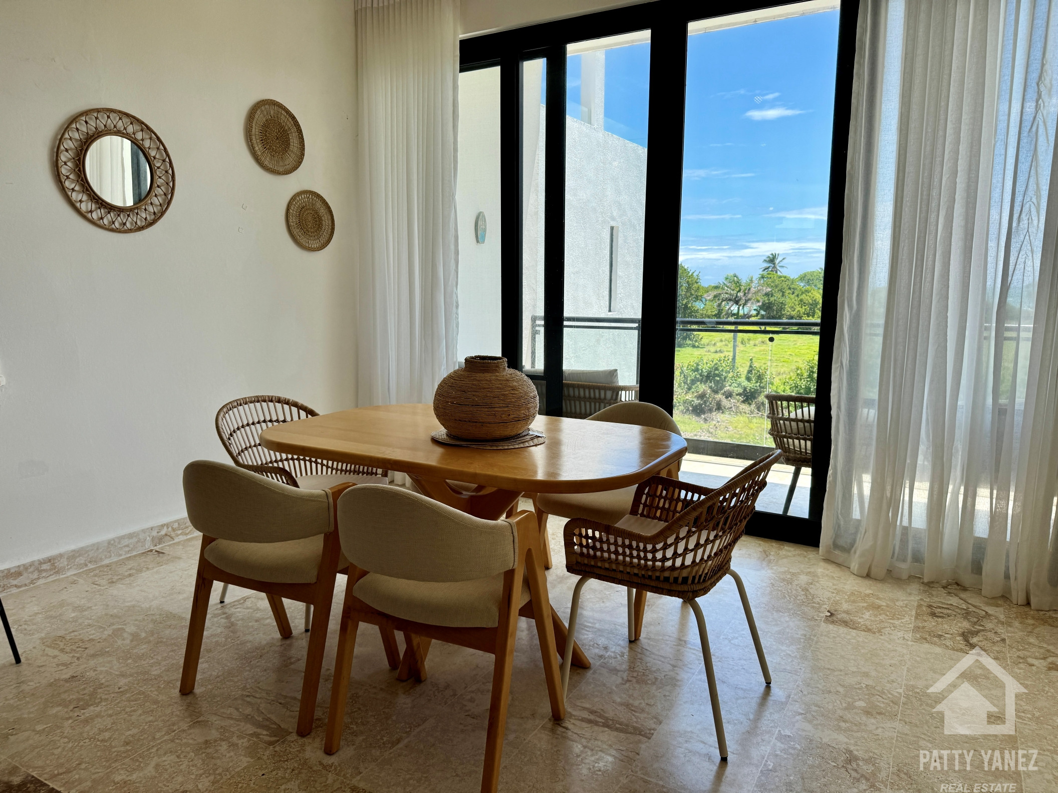 2-Bedroom Condo with Ocean View in Playa Encuentro