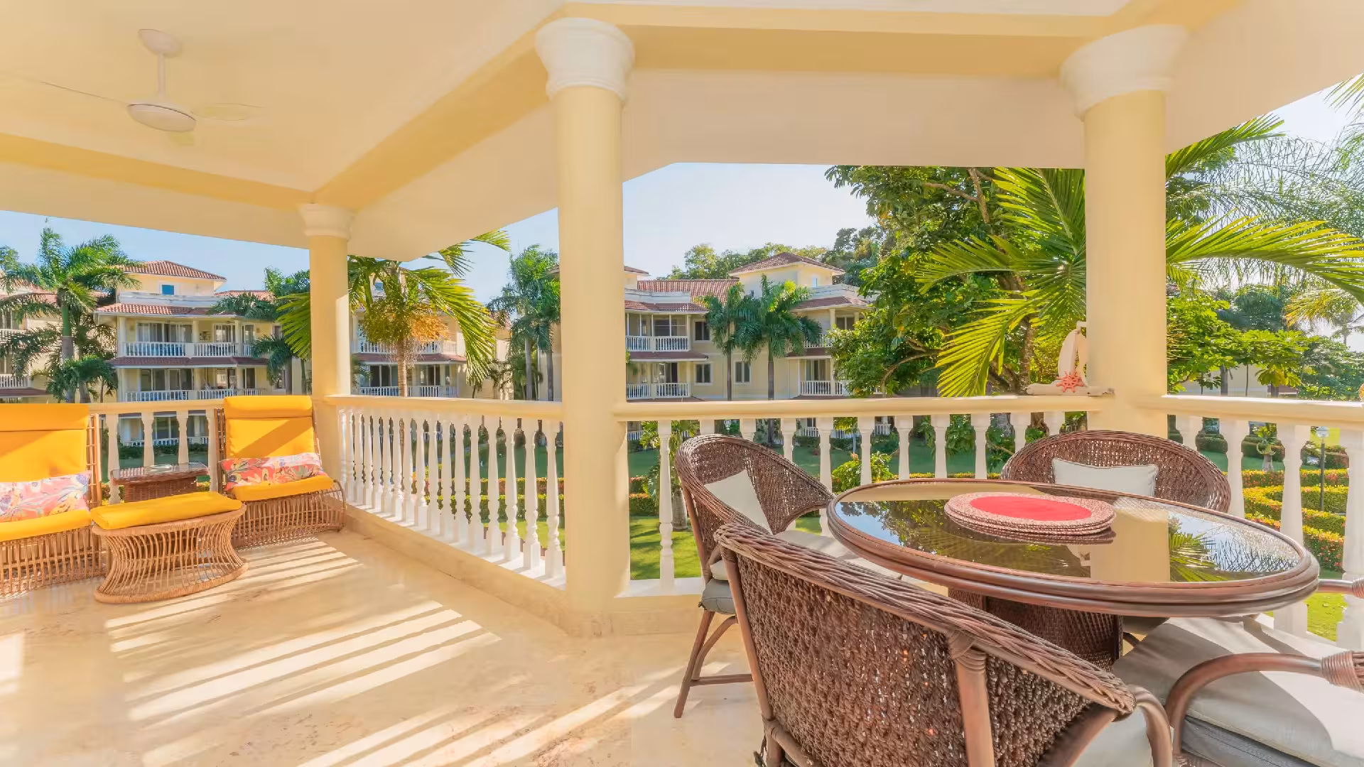 Beachfront Luxury 3-Bedroom Ocean View Condo