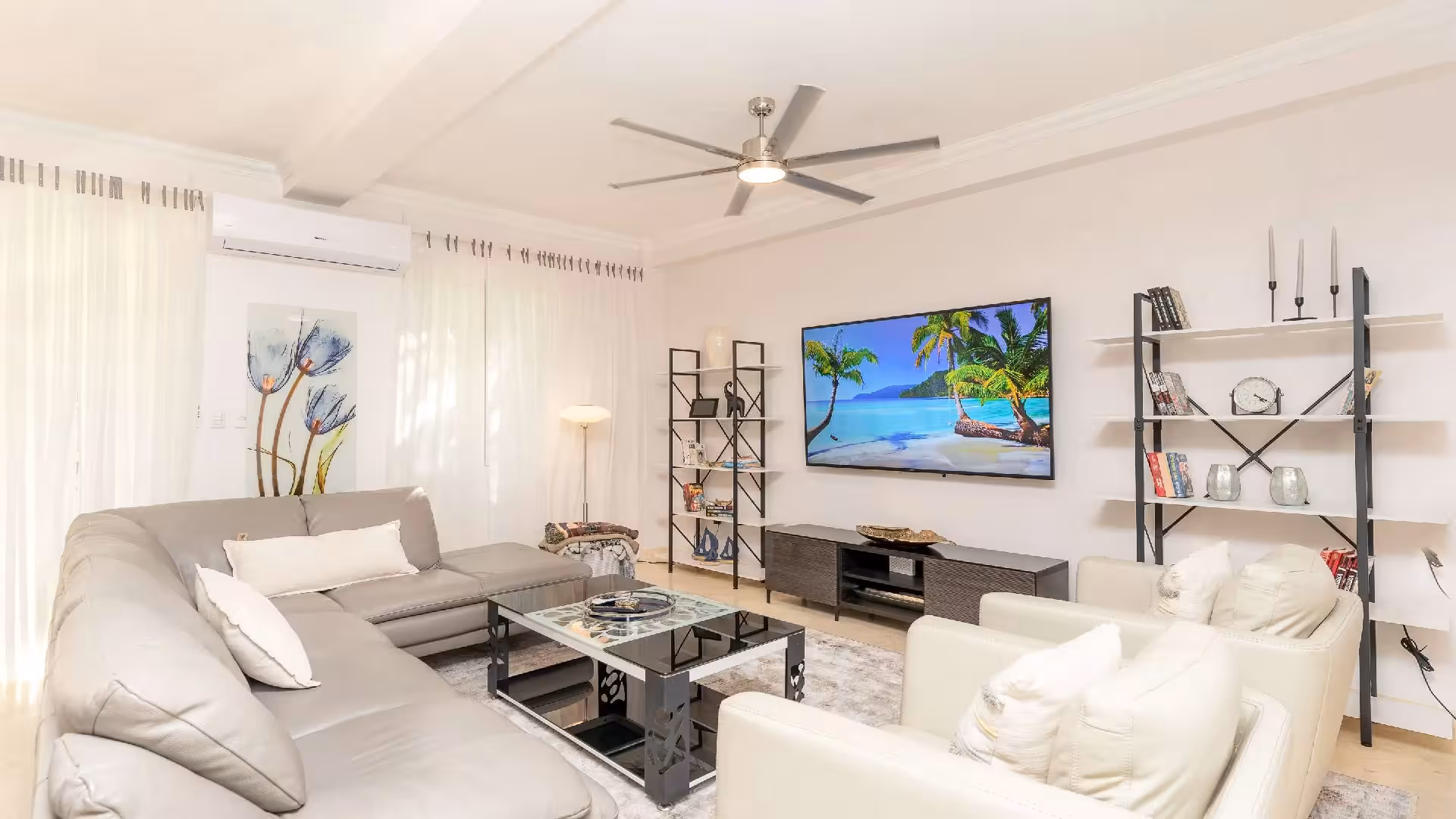 Beachfront Luxury 3-Bedroom Ocean View Condo