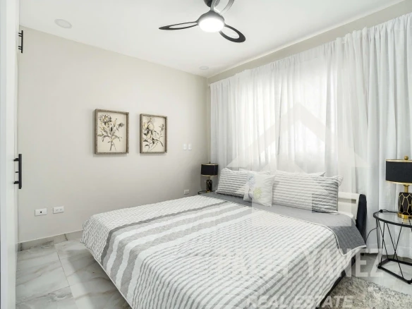 Departamento amueblado de 2 recámaras con loft cerca de la playa