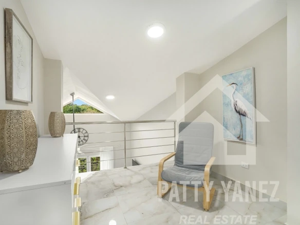 Departamento amueblado de 2 recámaras con loft cerca de la playa