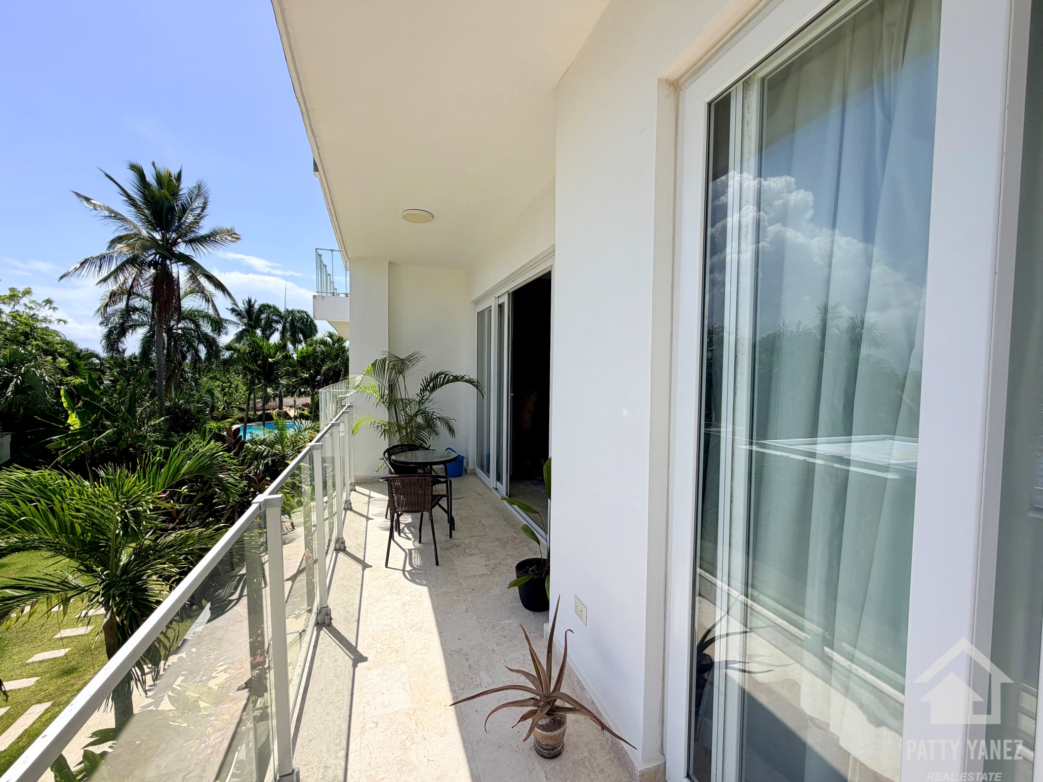 Fully Furnished 2-Bedroom Apartment Near Encuentro Beach