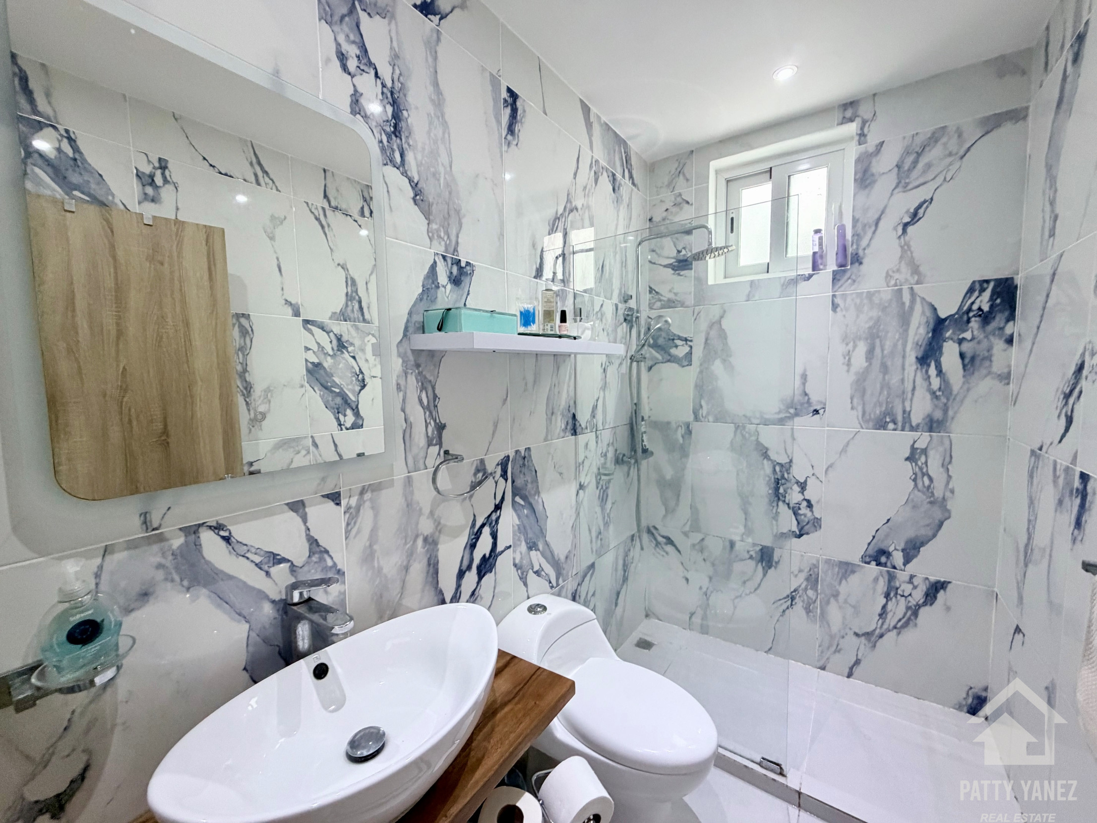 Fully Furnished 2-Bedroom Apartment Near Encuentro Beach