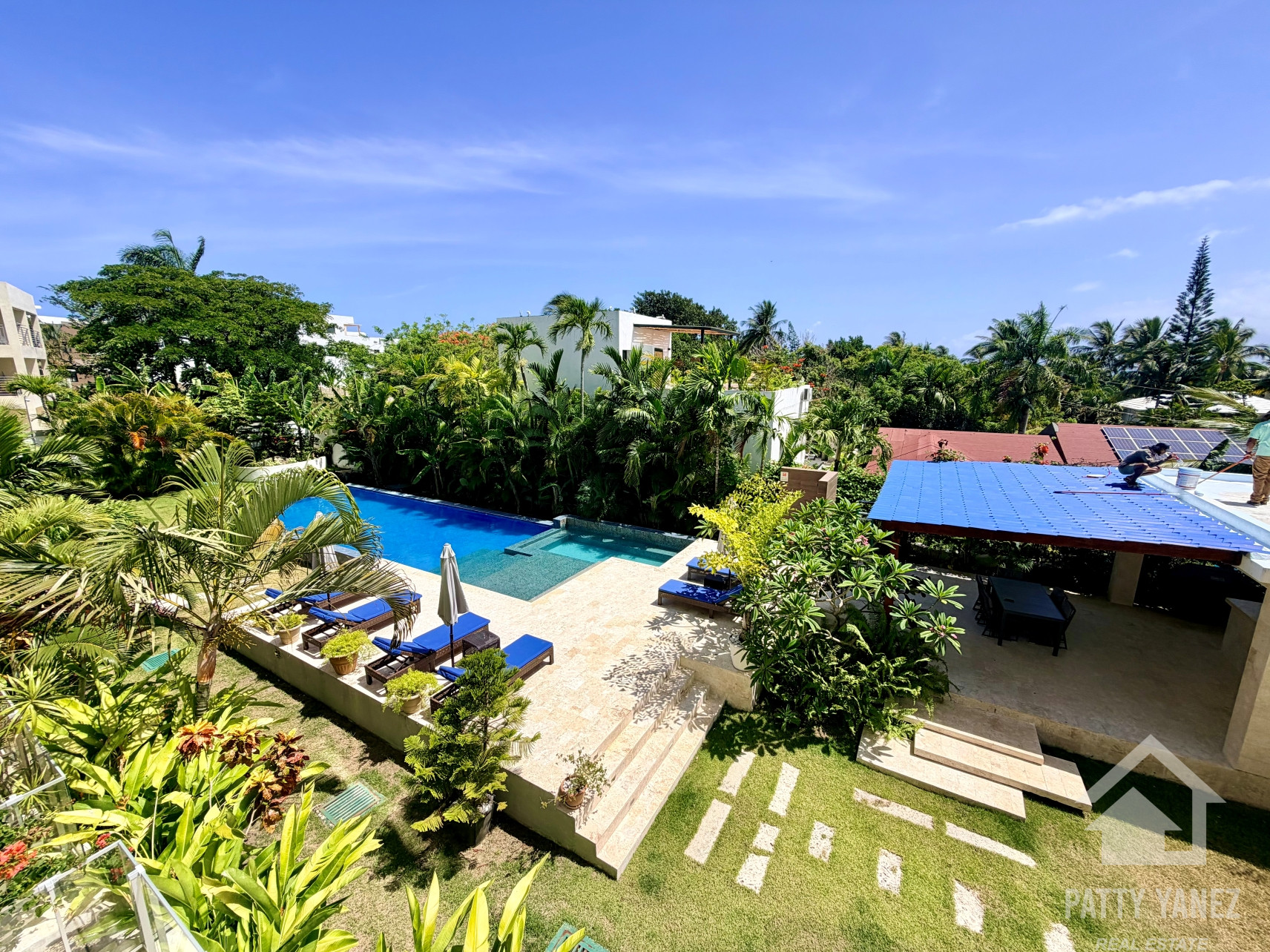Fully Furnished 2-Bedroom Apartment Near Encuentro Beach