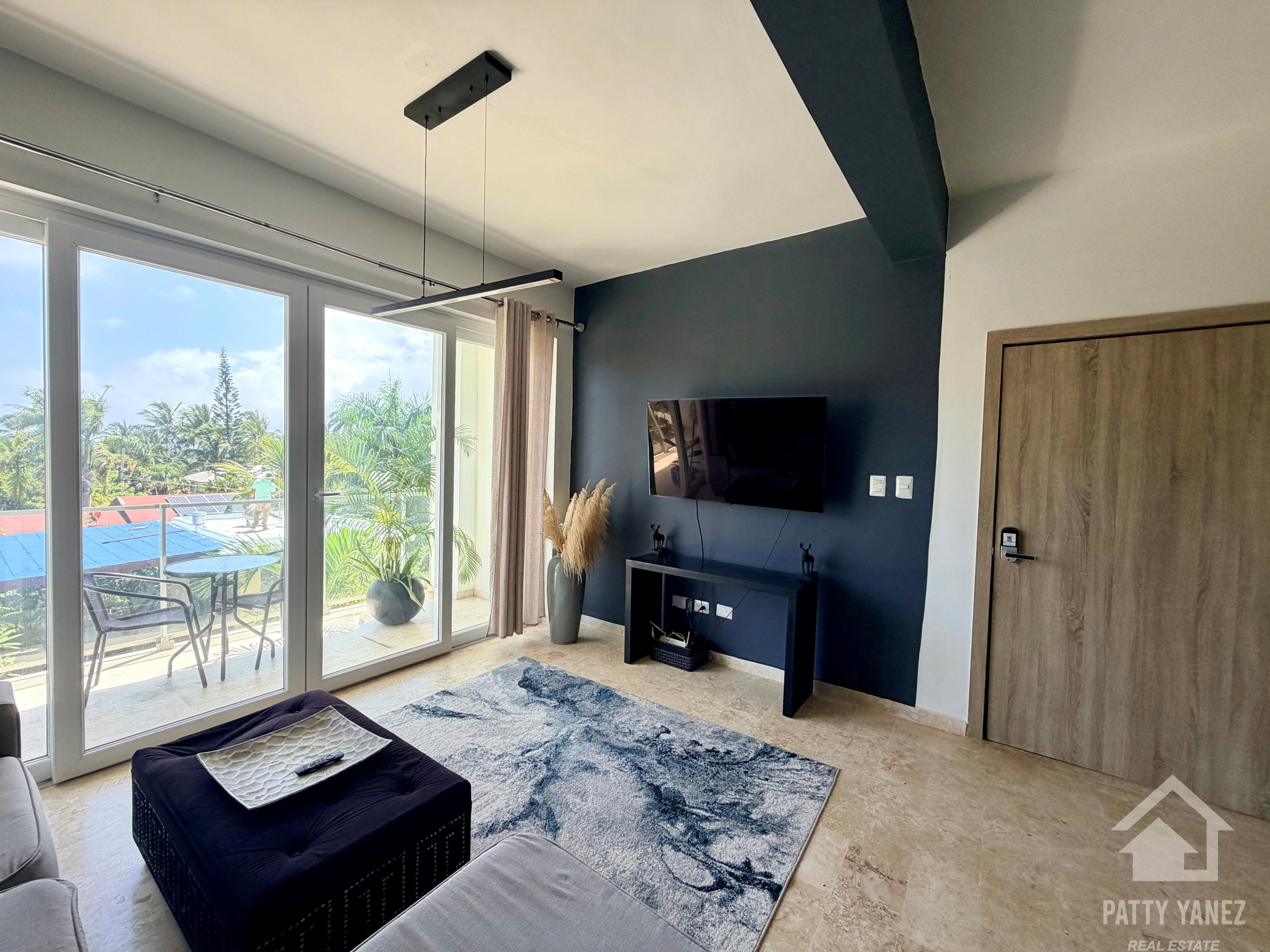 Fully Furnished 2-Bedroom Apartment Near Encuentro Beach