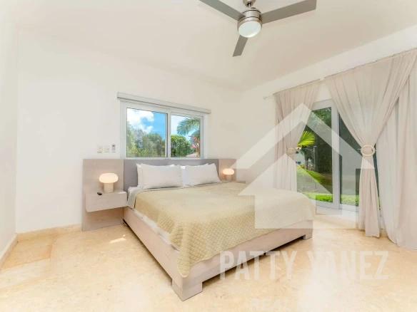 Modern Caribbean Villa with 4 Bedrooms and Private Pool