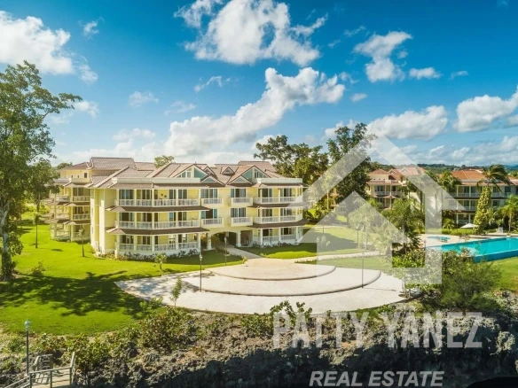 Beachfront Luxury 3-Bedroom Ocean View Condo