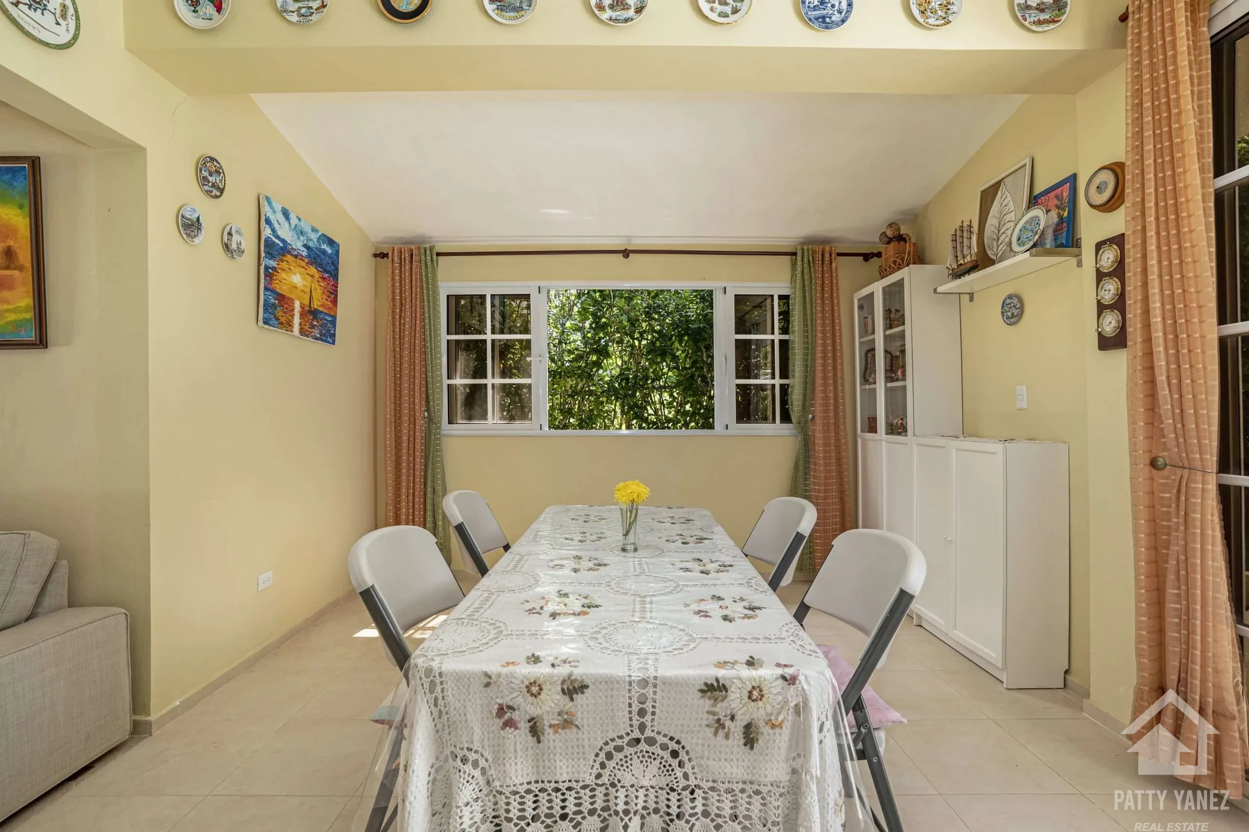 Villa de 2 recámaras con un departamento independiente de 1 recámara